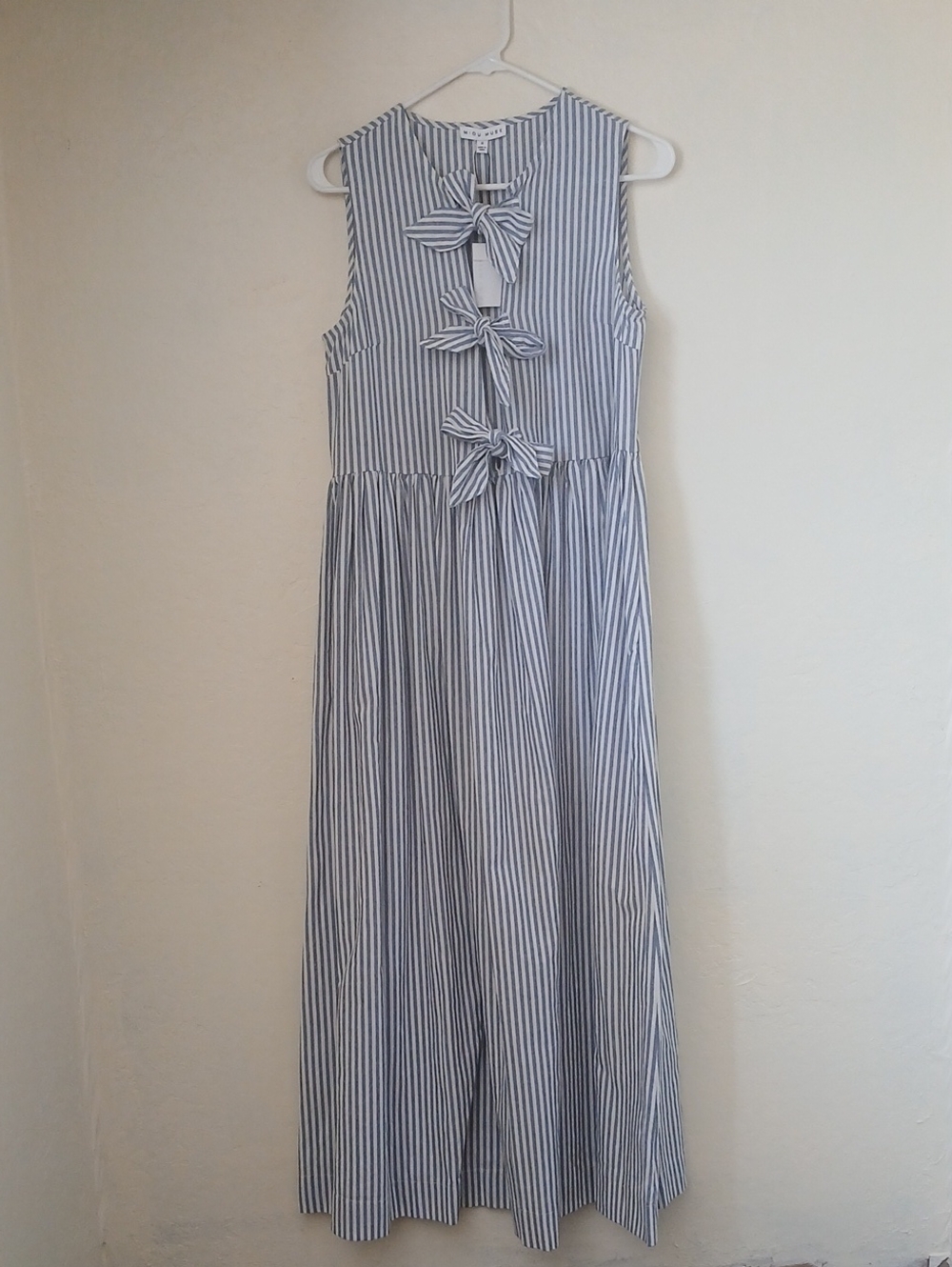 Miou Muse Boutique Striped Tie-Back Maxi Dress in Navy and White
